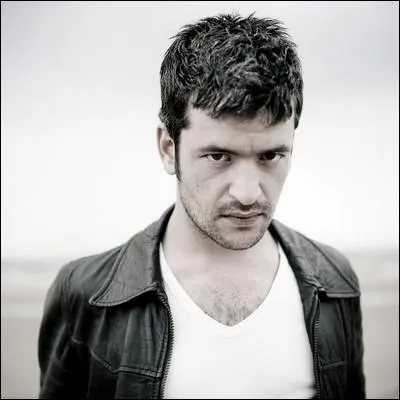 Qui est ce chanteur ?