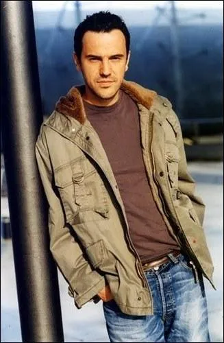 Qui est ce chanteur ?