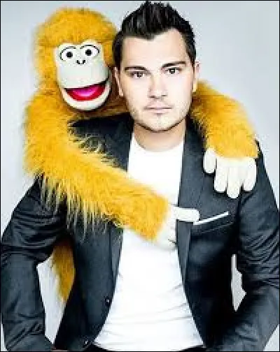 Comment se prénomme sa mère ?