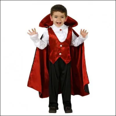 En quoi ce petit garçon est-il déguisé ?