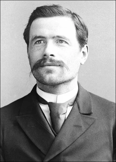 François Claudius Koënigstein, célèbre anarchiste français, fut guillotiné en 1892, condamné pour assassinats et attentats. Sous quel nom était-il mieux connu ?