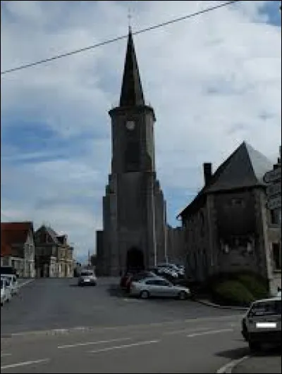 Commune des hauts-de-France, dans l'arrondissement d'Arras, Croisilles se situe dans le département ...