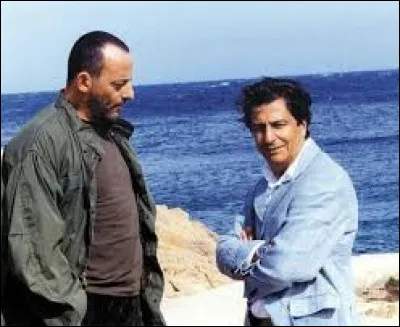 Christian Clavier et Jean Reno jouent dans le film "L'Enquête corse".
