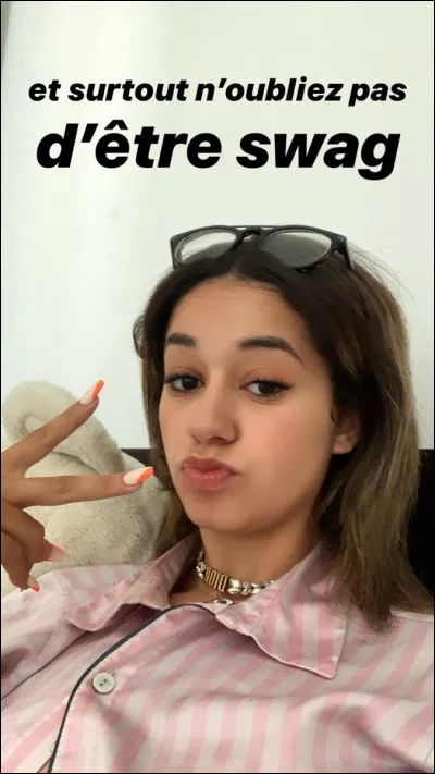 Dans quel bureau de luxe est-elle allée avec Vogue ?