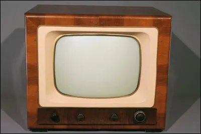 Quelle était la couleur du carré dont le rôle était d'avertir les téléspectateurs qu'un film n'était pas ''pour tout public'' ?