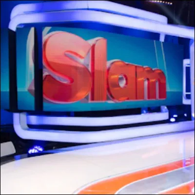 Quel animateur télé présente depuis 2009 le jeu "Slam" sur France 3 ?