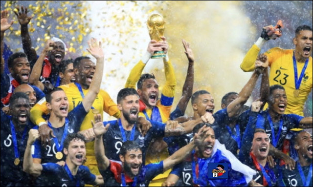 Quel magnifique moment, cette victoire à la Coupe du monde 2018, tout le monde chantait la "Marseillaise", que c'était festif, même un logo d'une multinationale a voulu assister à la victoire. À quelle entreprise appartient ce logo ?