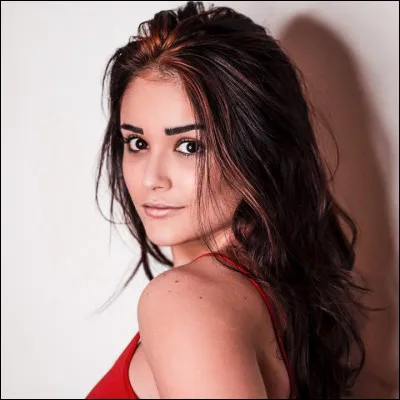 Qui est cette célébrité ?