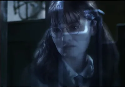 Et enfin, l'unique, l'irremplacable, Mimi Geignarde ! Où est-elle morte et pourquoi ?