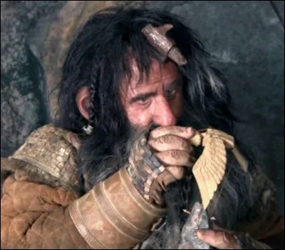 Bifur est le frère de Bombur. Dans un des textes, Bívörr est cité avant X, et Bömbur après X. X = le capuchon jaune. Qui est X ?