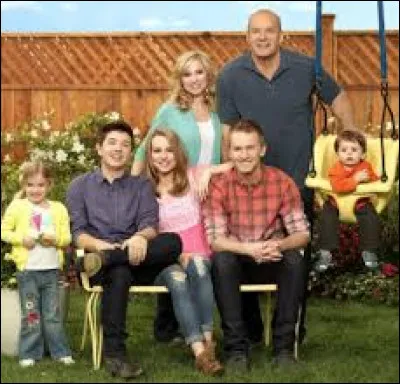 Sur quelle chaîne est diffusée la série "Bonne chance Charlie" durant les années 2010 ?