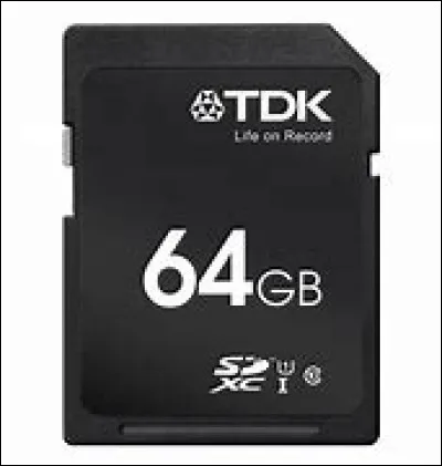 Que est le nom de cette carte informatique utilisée le plus souvent pour le stockage des clichés numériques ?