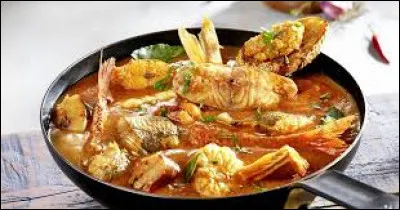 Avec quelle sauce accompagne-t-on la bouillabaisse ?