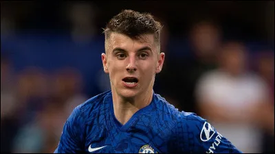 Qui est ce footballeur ?