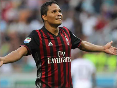 Qui est ce footballeur ?