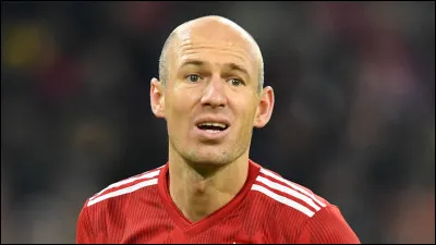 Qui est ce footballeur ?