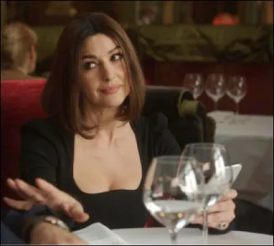 Monica Bellucci apparait dans la saison...