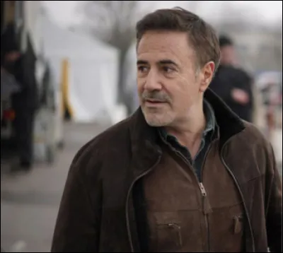 José Garcia apparait dans la saison...