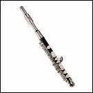 (18-23 Questions sur les instruments/le solfge) 
Quel est l'instrument jouant le plus aigu dans un orchestre symphonique standard ?