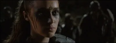 Qui Lexa demande-t-elle de tuer pour pouvoir créer une alliance ?