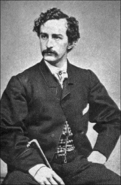 L'assassin de Lincoln, l'acteur et sympathisant de la cause confédérée John Wilkes Booth, tue par balle Lincoln alors qu'il assiste à une pièce de théâtre, au théâtre Ford. Quelle est la date du meurtre ?