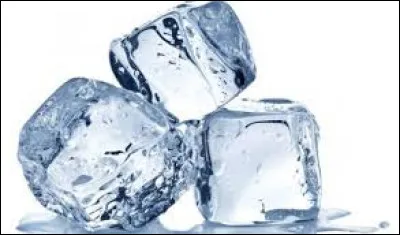 À quelle température, l'eau liquide se change-t-elle en eau solide ?