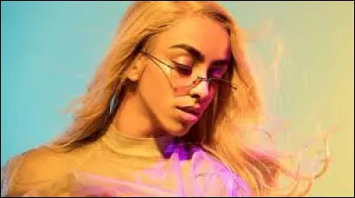 Quel est le nom de l'album de Bilal Hassani sorti le 6 novembre ?