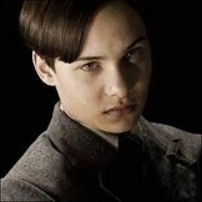 Quel était le nom de Lord Voldemort étant jeune en français ?