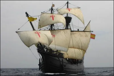 Quel était le nom du bateau rapatrié par les membres du voyage de Magellan lors du 1er tour du monde ?