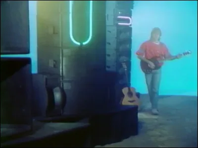 Du clip de quelle chanson cette image est-elle tirée ?