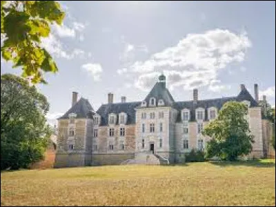 Commune du Centre-Val-de-Loire, en G&acirc;tine tourangelle, Marcilly-sur-Maulne se situe dans le d&eacute;partement ...
