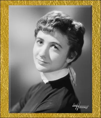 Quel âge avait Françoise Sagan, lorsqu'elle publie son premier roman " Bonjour tristesse " ?