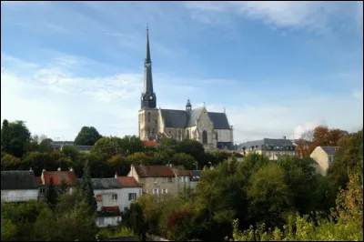 La commune de Pithiviers se situe dans le département du Loiret (45).
