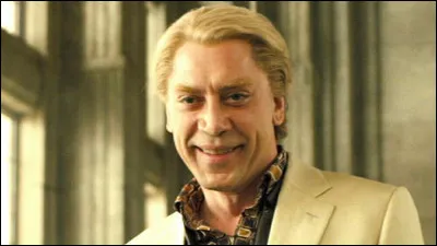 Qui joue le rôle de Raoul Silva dans le long-métrage "Skyfall" ?