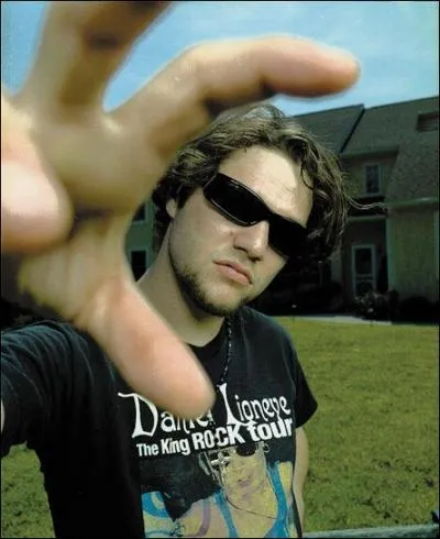 Fils  papa mais skater pro, il est :