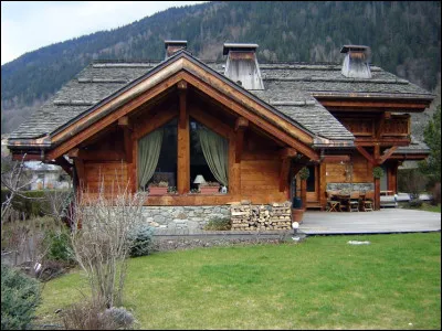 Qui est l'auteur-compositeur-interprète de la chanson ''La Dame de Haute-Savoie'' ?