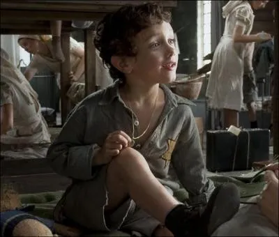 Qui interprte la mre de cet adorable petit garon, surnomm Nono ?