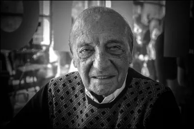 Quel nom porte l'ensemble des plateaux du sud-ouest du Massif central, autrefois très pauvres ?