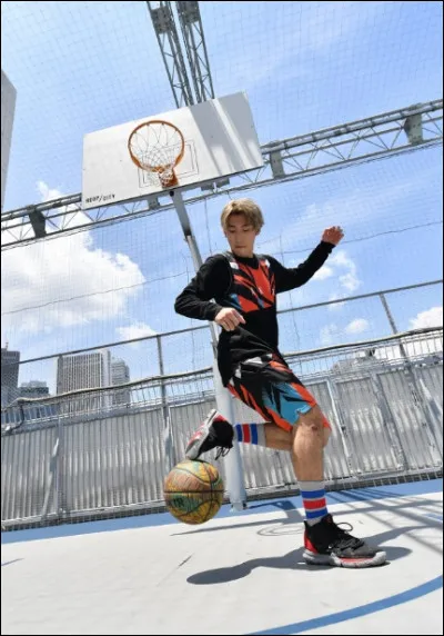 Qui est ce streetballeur japonais aux dribbles tr&egrave;s complexes et qui joue en s'inspirant de Seijuro Akashi ou Aomine ?