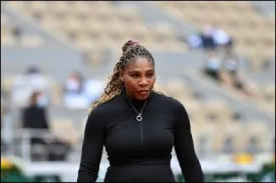 Serena Williams est joueuse de :