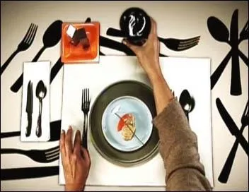 Jeu TV : Quel est le jeu TV dans lequel des candidats s'invitent-ils  manger ?