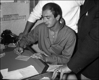 Ce qui manque aux esprits incomplets, c'est la...