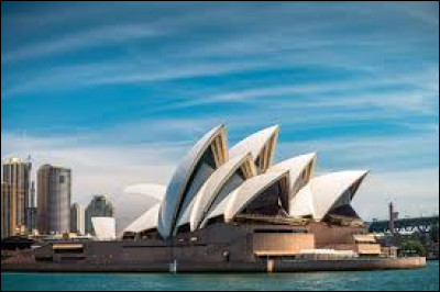 Ceci est l'opéra de...