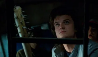 Qui a fabriqué la batte que Steve tient dans ses mains ?