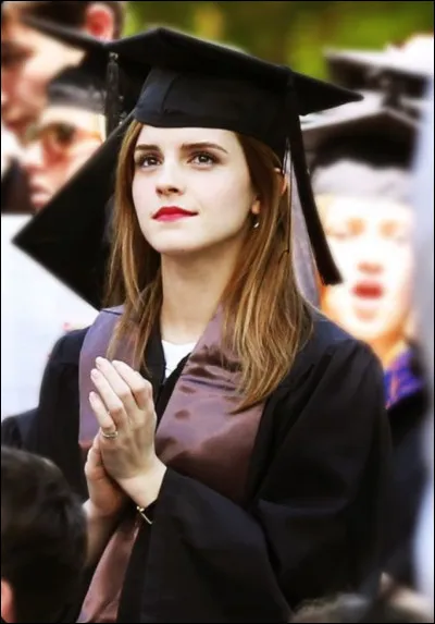 Dans quelle université a-t-elle étudié ?