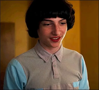 Lors de la troisième saison, qui l'a obligé à rompre avec Onze ?