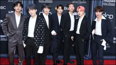 Qui est le chanteur principal ?