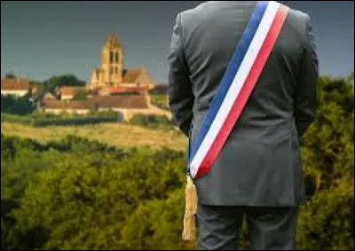 Combien de communes françaises dépourvues d'habitants possèdent-elles un maire ?