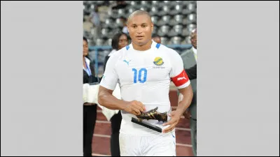 Qui est ce joueur de foot ?