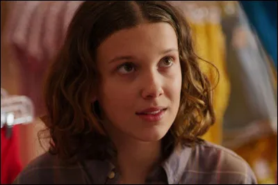 Pour quelle raison Onze se fait-elle surnommer Elfe ?